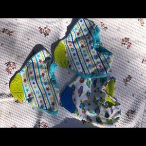 Teether Bib Set